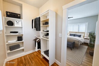 616 Apartments in Long Beach, CA - Foto de edificio - Building Photo