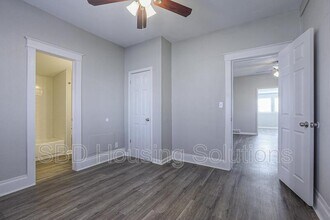 118 N Hawthorne Ave in Independence, MO - Building Photo - Building Photo