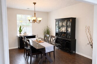 275 Dunning Rd in Summerville, SC - Foto de edificio - Building Photo