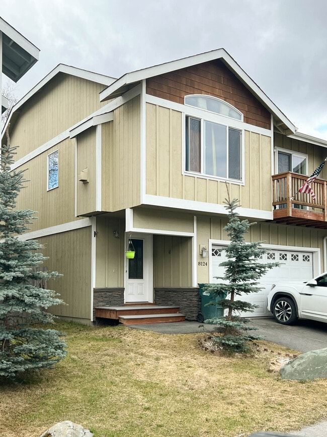 8124 Marsha Loop in Anchorage, AK - Building Photo - Building Photo