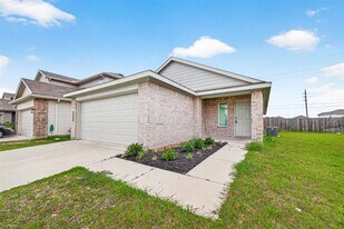 1710 Legacy Hills Dr in Houston, TX - Building Photo