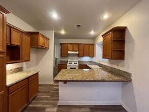 21110 Mission St in Tehachapi, CA - Building Photo - Building Photo