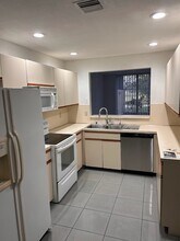 3424 Torremolinos Ave in Doral, FL - Foto de edificio - Building Photo