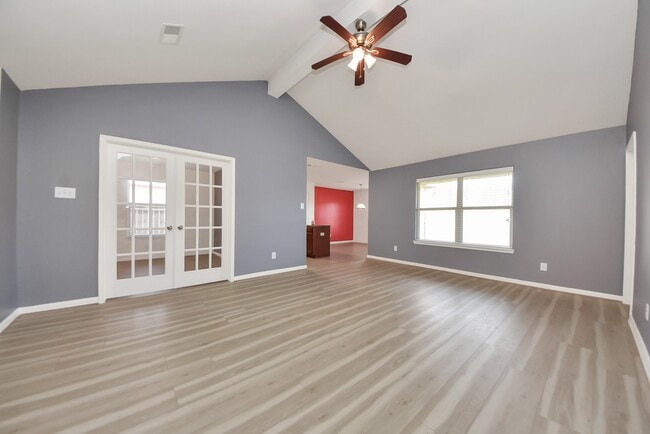 2207 Golden Topaz Dr in Rosharon, TX - Building Photo - Building Photo