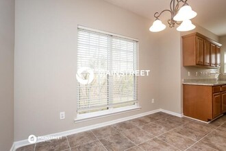 2745 Trellis Oaks Dr SW in Marietta, GA - Building Photo - Building Photo