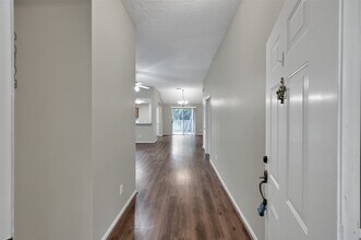 318 Paradise Ln in Montgomery, TX - Building Photo - Building Photo