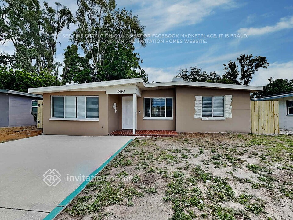 15149 Harding Ave in Clearwater, FL - Building Photo