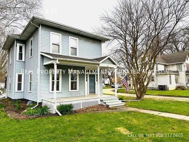 property at 214 S Whiton St