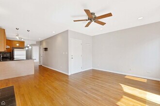 3008 W Belden Ave in Chicago, IL - Building Photo - Building Photo