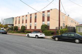 The Lido in Lawndale, CA - Building Photo - Building Photo