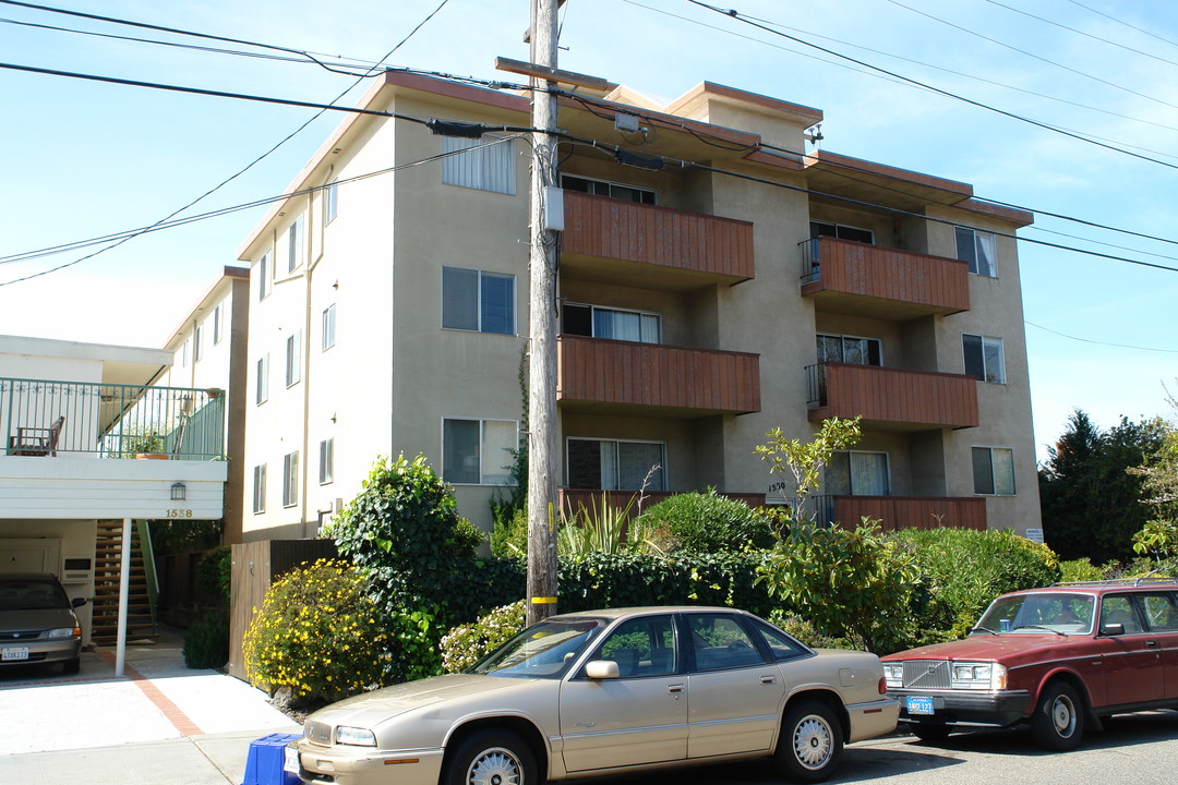 1530 Henry Street in Berkeley, CA - Foto de edificio