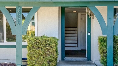 2036 Brentwood St in Simi Valley, CA - Building Photo - Building Photo
