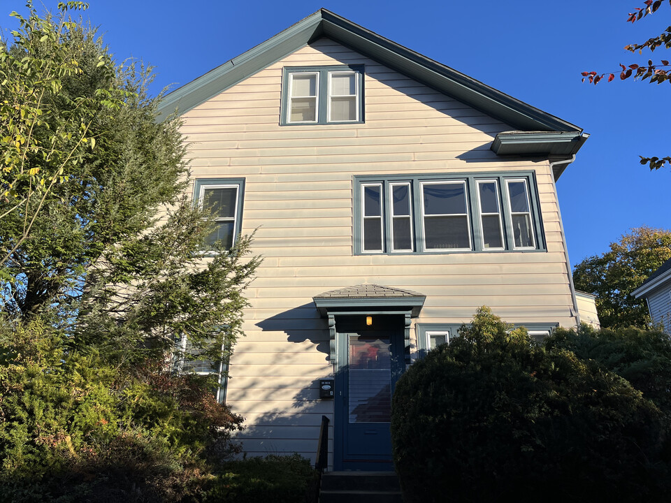 223 Ivy St in Providence, RI - Building Photo