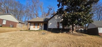 5780 Saranac Ave in Memphis, TN - Building Photo