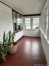 24 Moore St in Manchester, CT - Building Photo - Building Photo