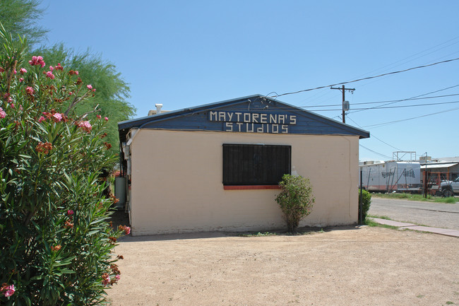 Maytorena's Studios in Tucson, AZ - Foto de edificio - Building Photo