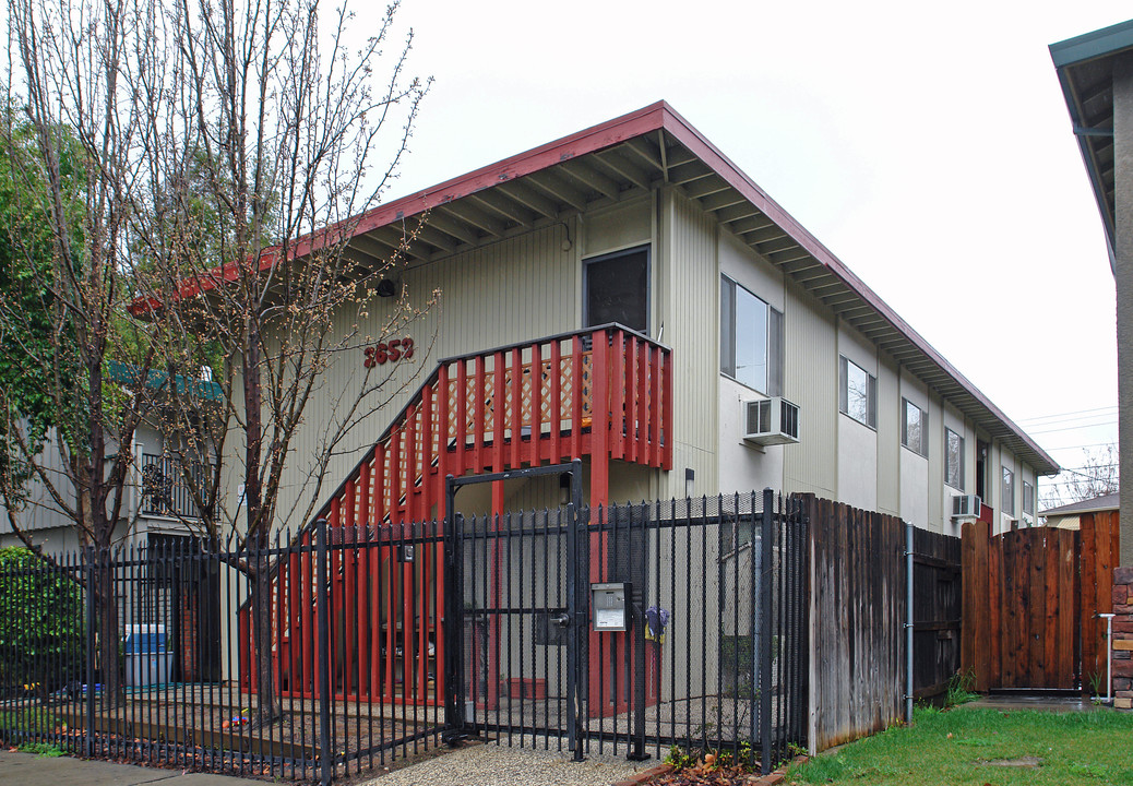 2653 2nd Ave in Sacramento, CA - Foto de edificio