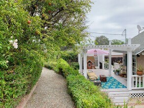 3975 S Orange Dr in Los Angeles, CA - Building Photo - Building Photo