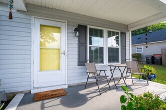 819 Brewster Ln in Wilmington, NC - Building Photo - Building Photo