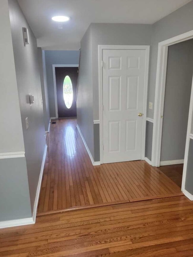 5229 Acacia Ct in Gurnee, IL - Building Photo - Building Photo