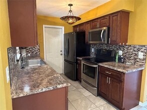 7621 Greybirch Terrace in Port Richey, FL - Building Photo - Building Photo