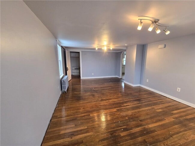 968 Elm St in Woonsocket, RI - Building Photo - Building Photo