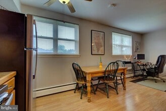 335 E Lancaster Ave in Downingtown, PA - Building Photo - Building Photo