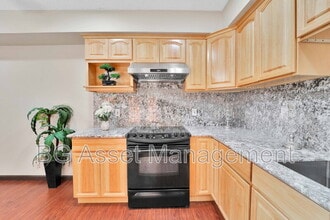 828 Tradewind Ln in Rodeo, CA - Building Photo - Building Photo