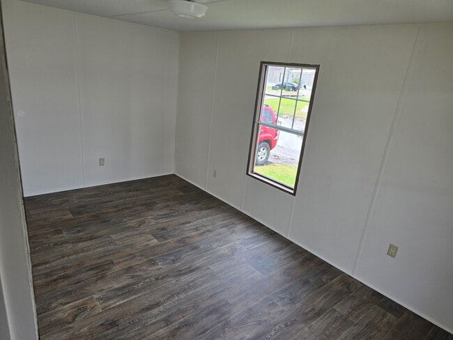 926 Hollywood Dr in Hinesville, GA - Building Photo - Building Photo