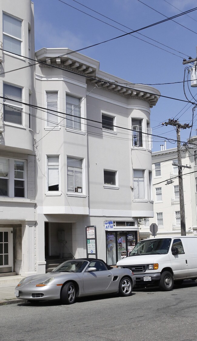 1702-1704 Filbert St in San Francisco, CA - Building Photo - Building Photo