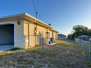 5226 26th St SW, Unit 5226 in Lehigh Acres, FL - Building Photo - Building Photo