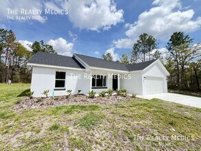 7743 SW 146th Ln Rd in Ocala, FL - Building Photo - Building Photo