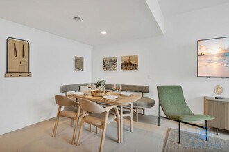 601 NE 1st Ave in Miami, FL - Building Photo - Building Photo