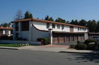 Villa Serena in El Cajon, CA - Building Photo - Building Photo