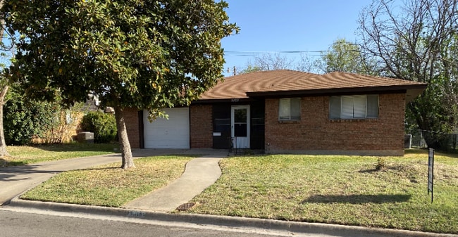 property at 3303 Lake Belton Ave