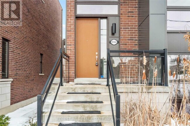 9144 Bathurst St in Richmond Hill, ON - Building Photo - Building Photo