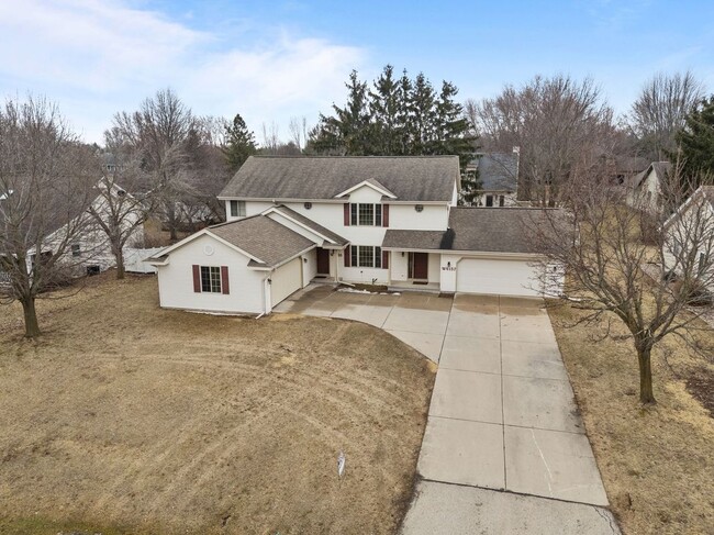W6155 Aerotech Dr in Appleton, WI - Building Photo - Building Photo