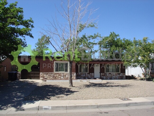 property at 9801 Snow Heights Blvd NE