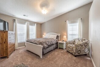 1070 Larkspur Ct, Unit Florence-Union Condo in Florence, KY - Foto de edificio - Building Photo