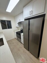 848 S Holt Ave in Los Angeles, CA - Building Photo - Building Photo