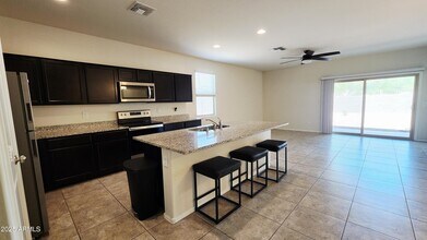 236 S San Jose Ln in Casa Grande, AZ - Building Photo - Building Photo