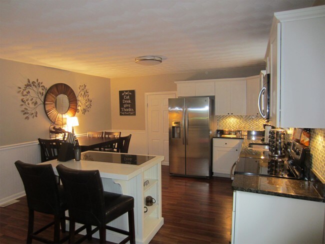 2312 Red Tide Rd-Unit -B in Virginia Beach, VA - Foto de edificio - Building Photo