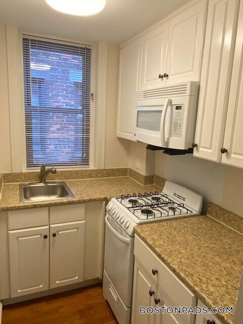 property at 33 Edgerly Rd