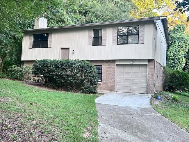 property at 2936 Spanish Oak Dr SW