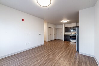 Crescent Place in Arlington Heights, IL - Building Photo - Floor Plan