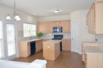 8316 Cutters Spring Drive in Waxhaw, NC - Building Photo - Building Photo