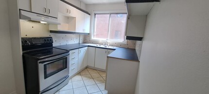 4820 Plamondon Av in Montréal, QC - Building Photo - Building Photo