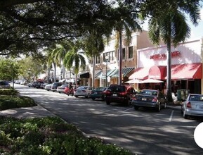 1721 Rodman St, Unit 1 in Hollywood, FL - Foto de edificio - Building Photo