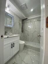 16456 98th St, Unit 1 in Howard Beach, NY - Building Photo - Building Photo
