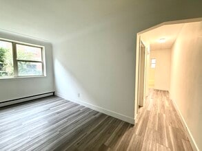 169 Park Row S in Hamilton, ON - Building Photo - Building Photo